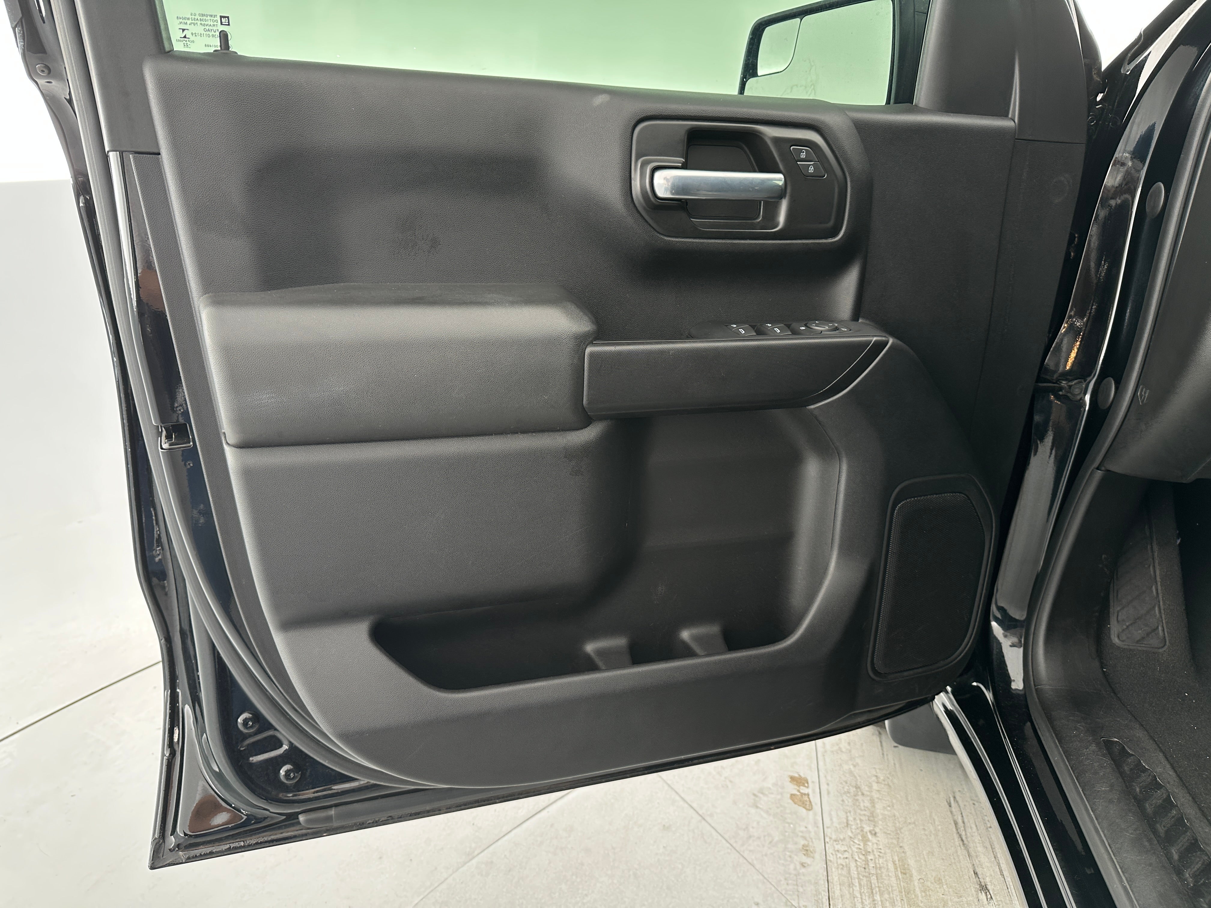 chevrolet silverado 1500 2022 1GCRABEK7NZ600284 image chevrolet silverado 1500 2022 1GCRABEK7NZ600284 image